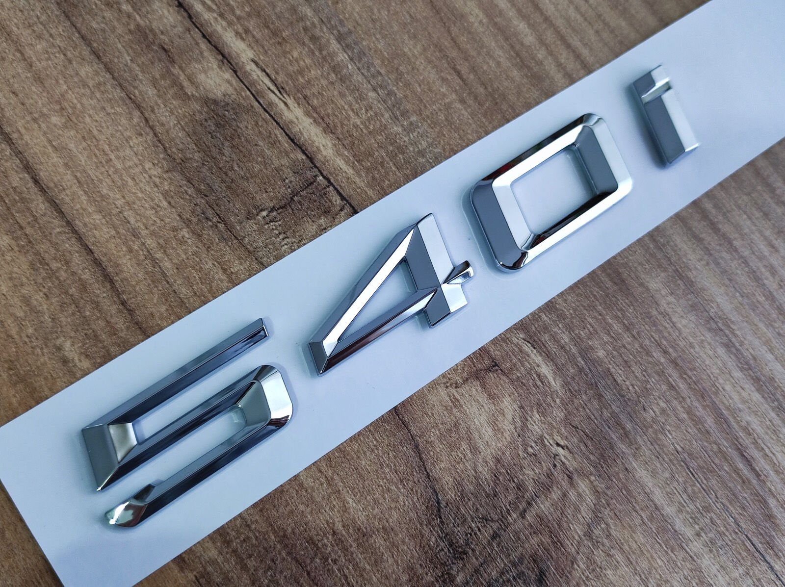 BMW 540İ BAGAJ YAZISI F10 TİPİ